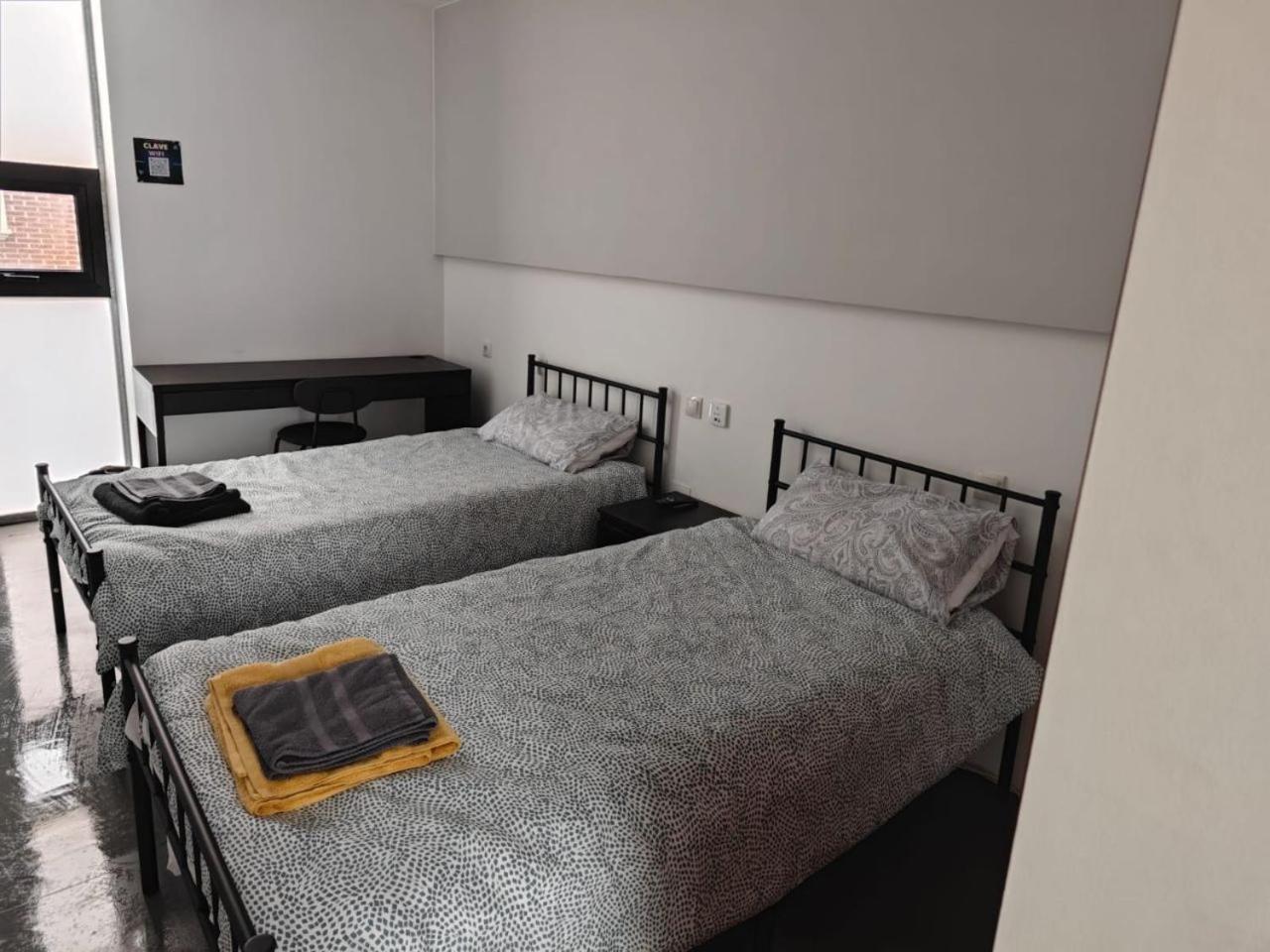 Hostal Nana B&B Arroyo de la Encomienda Luaran gambar